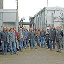 Erstmalige Besichtigung des neuen KWK-Containers – Firma Fröling öffnet ihre Pforten für Mitglieder des Biomasseverbandes OÖ 